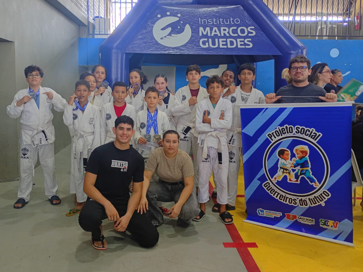 Com apoio da Prefeitura de São José da Lagoa Tapada, alunos do Projeto Guerreiros do Futuro conquistam medalhas em campeonato de jiu-jitsu